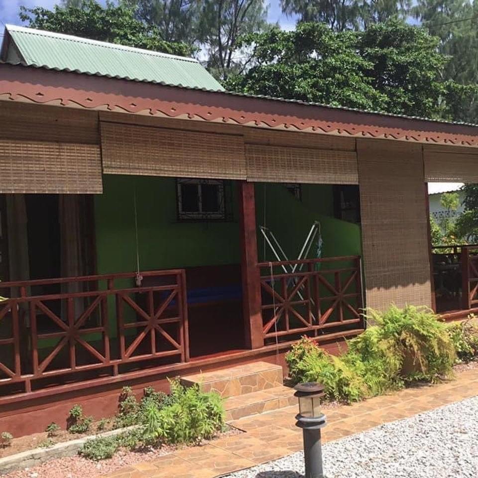 Benjamine'S Guesthouse La Digue Luaran gambar