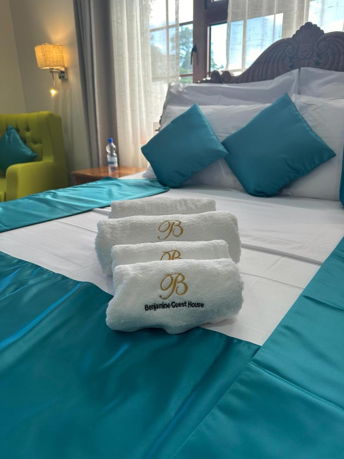 Benjamine'S Guesthouse La Digue Luaran gambar